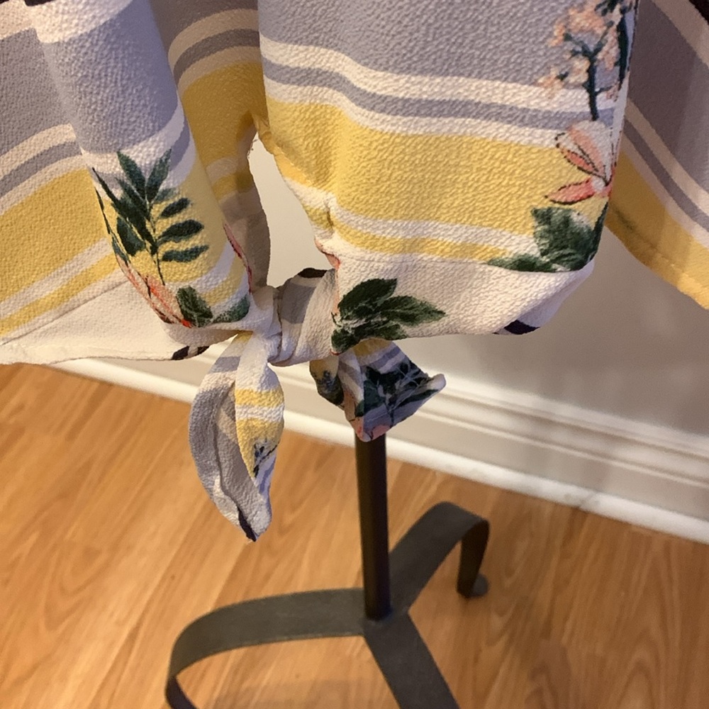 3X WESTPORT Floral and Striped Short Sleeve Top - Picture 6 of 12